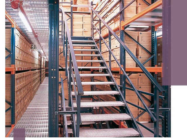 Лестницы складские прочные и безопасные под ключ в Кингисеппе