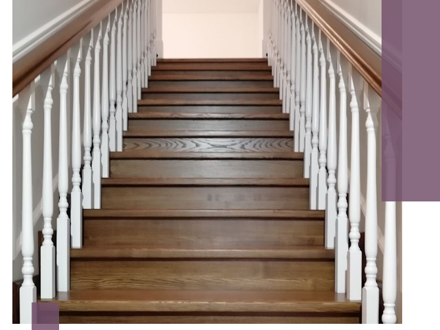 Лестницы из ясеня на заказ в Кингисеппе — изготовление и монтаж