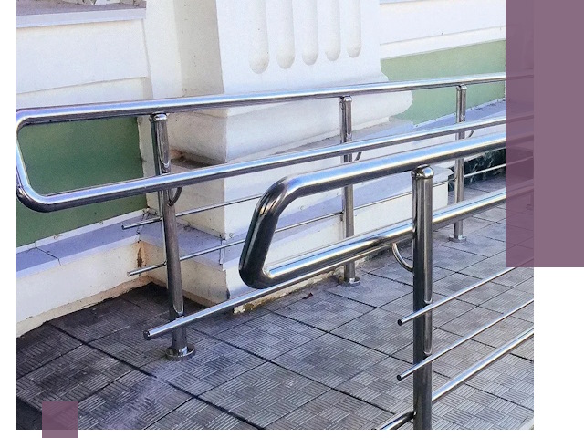 Ограждения пандусов из металла и нержавейки в Кингисеппе