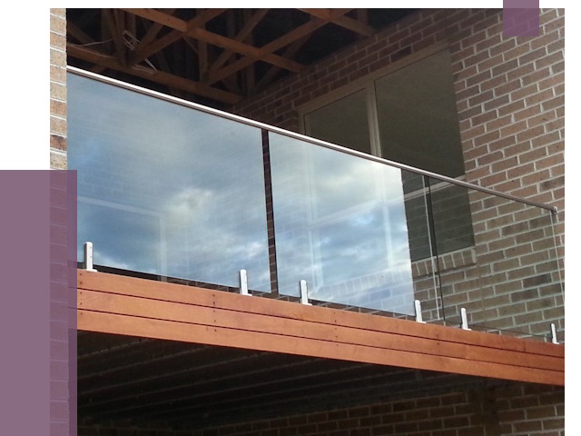 Стеклянные парапеты на крыше и террасе в Кингисеппе от 11682 руб. | ПРОЛЁТ-Кгп